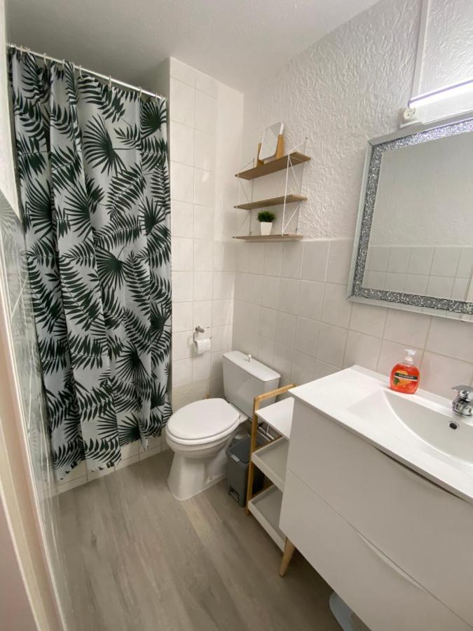 Apartment Superbe Apt, 250m Du Mole, Clim, Parking